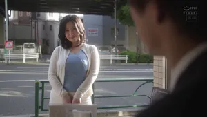 ông chồng yếu không làm lên đỉnh, vợ lên mạng tìm trai trẻ đụ khỏe